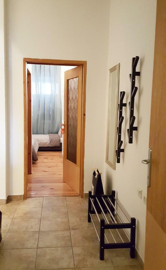Apartman Kyra Pula Exterior photo